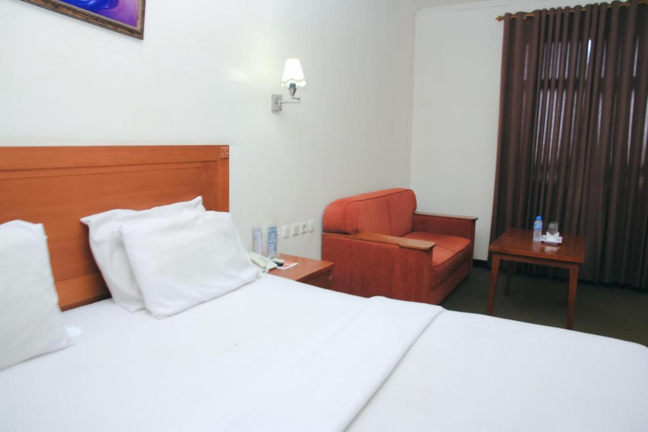 Hotel Bumi Asih Padangsidimpuan Batubelubang Exterior foto
